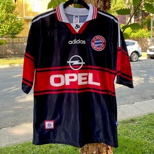 Adidas F.C. BAYERN MUNCHEN EV soccer/futbol jersey